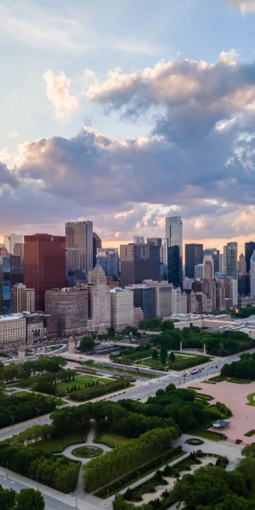 Chicago public transit and bike share
