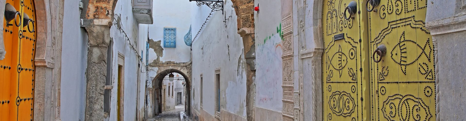 Sunny day in Tunis, TN